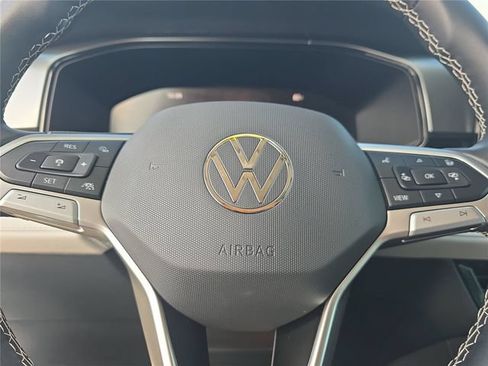 Used 2026 Volkswagen Taos S FWD image 21