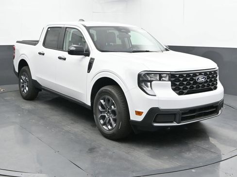 New 2026 Ford Maverick XLT AWD/4WD image 2