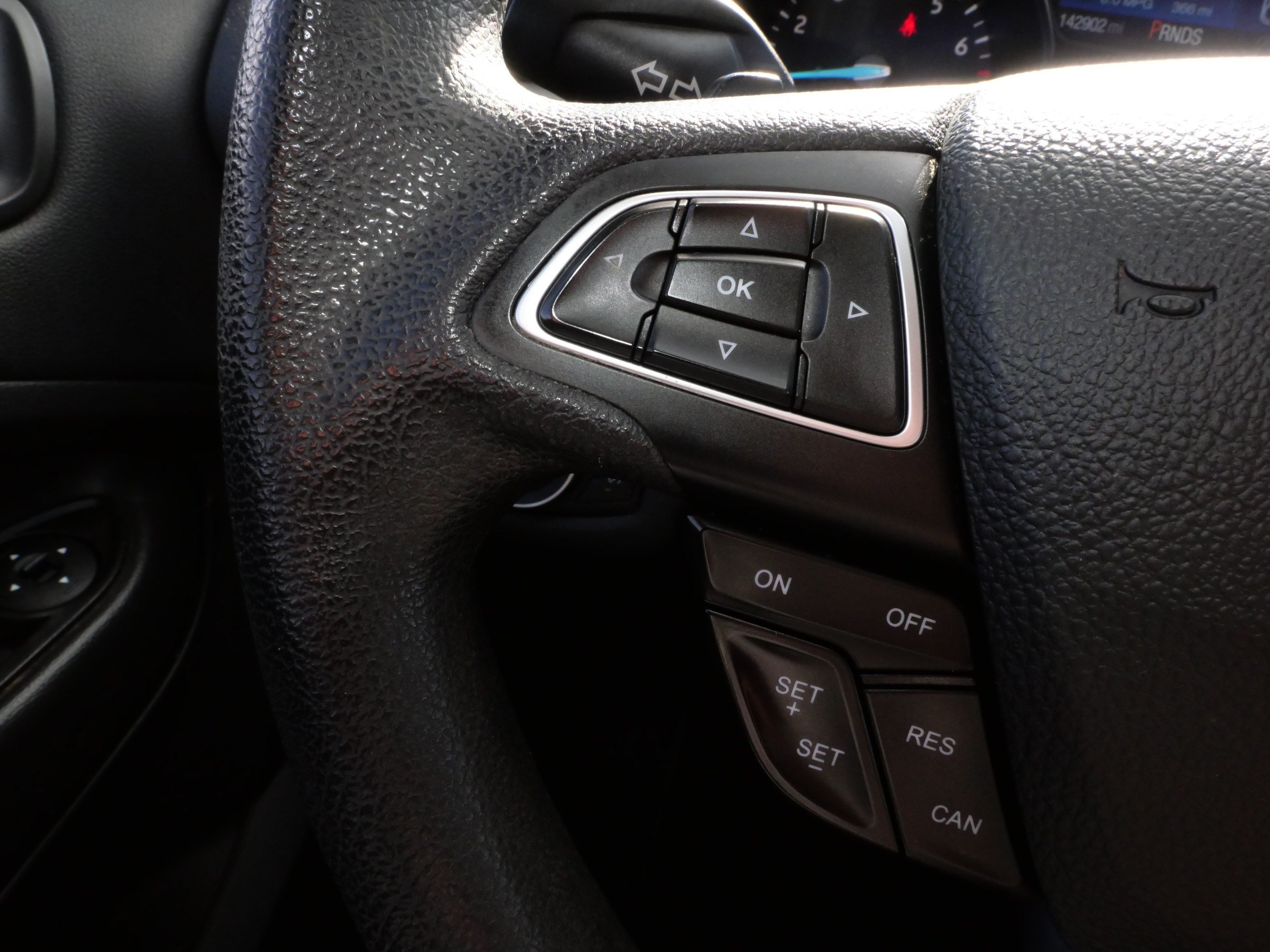 Used 2017 Ford Escape SE w/ Equipment Group 201A FWD image 20