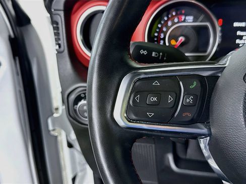 Used 2020 Jeep Gladiator Rubicon w/ LED Lighting Group AWD/4WD image 19