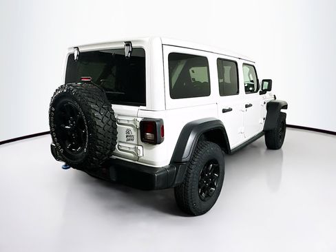 Used 2023 Jeep Wrangler Unlimited w/ Sun & Screen Package AWD/4WD image 9