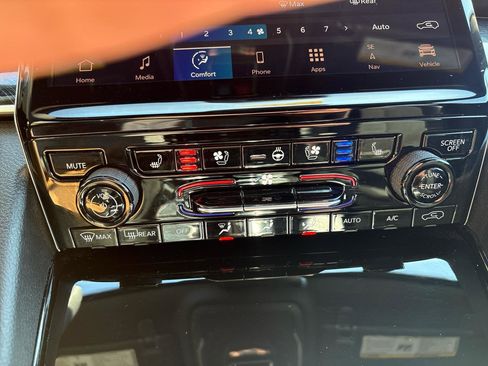 Used 2022 Jeep Grand Cherokee Trailhawk image 22