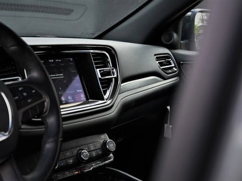 Used 2022 Dodge Durango SXT w/ Blacktop Package image 13