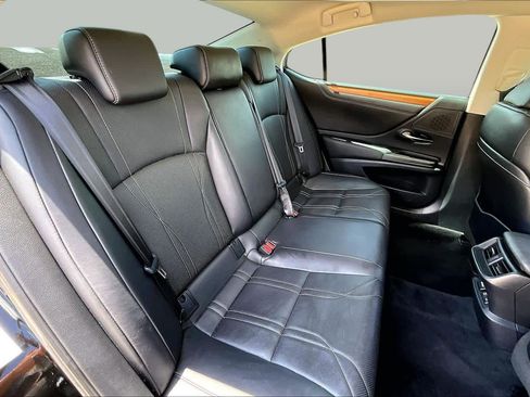 Used 2019 Lexus ES 350 w/ Accessory Package 2 FWD image 20
