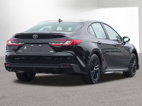 Certified 2026 Toyota Camry SE FWD image 6