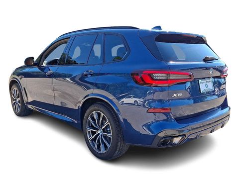 Used 2023 BMW X5 xDrive40i w/ M Sport Package AWD/4WD image 4