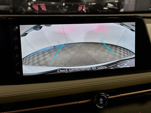 Used 2023 Nissan Ariya FWD image 23