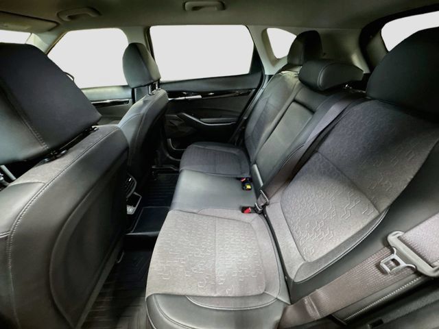 Used 2025 Kia Seltos S AWD/4WD image 26