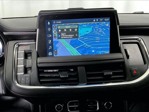 Used 2022 Chevrolet Suburban RST w/ Luxury Package image 5