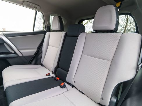 Used 2017 Toyota RAV4 XLE image 35