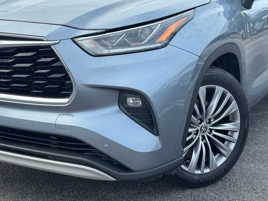Used 2021 Toyota Highlander Platinum AWD/4WD image 5