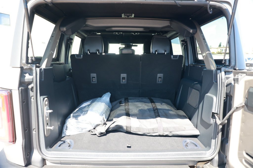 Used 2025 Ford Bronco Outer Banks AWD/4WD image 41