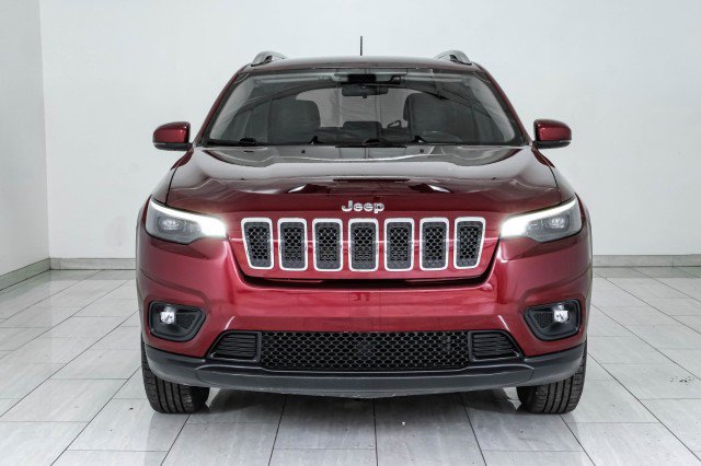 Used 2020 Jeep Cherokee Latitude Plus w/ Cold Weather Group AWD/4WD image 3