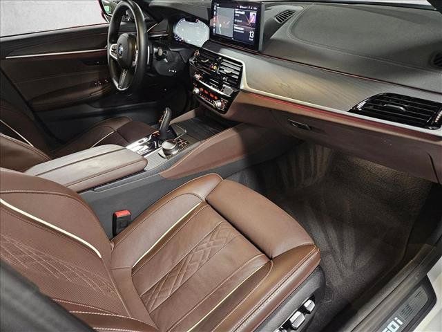 Certified 2023 BMW M550i xDrive AWD/4WD image 21