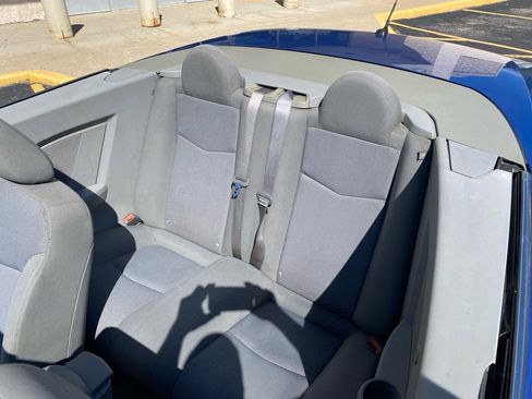 Used 2008 Chrysler Sebring Touring image 18