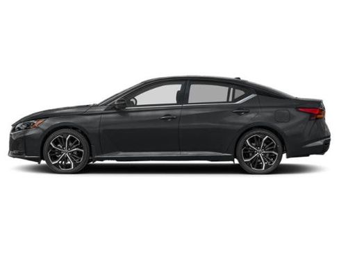 Used 2025 Nissan Altima 2.5 SR FWD image 3