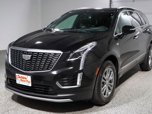 Used 2022 Cadillac XT5 Premium Luxury w/ LPO, Floor Liner Package image 33