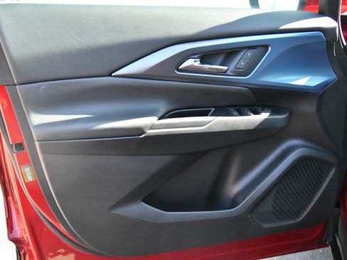 Used 2024 Chevrolet Equinox EV LT w/ LPO, Trailering Package image 13