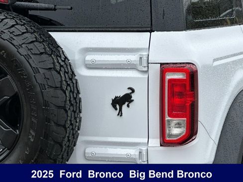 New 2025 Ford Bronco Big Bend w/ Black Diamond Package AWD/4WD image 33