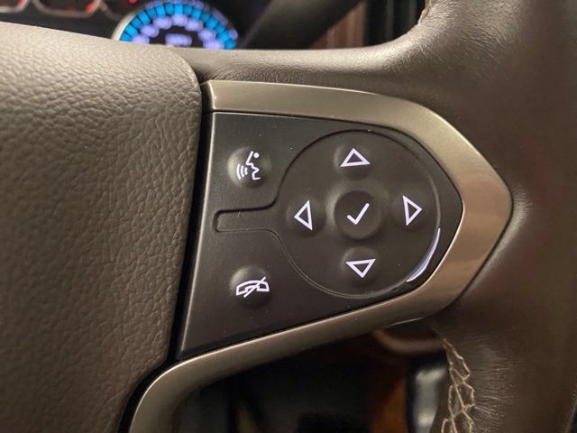 Used 2015 Chevrolet Silverado 1500 High Country w/ High Country Premium Package AWD/4WD image 33