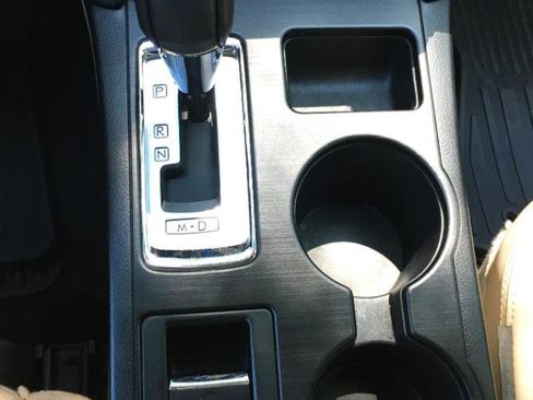 Used 2017 Subaru Outback 2.5i Limited image 23