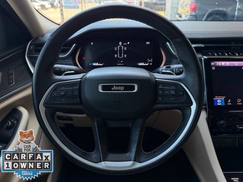 Used 2021 Jeep Grand Cherokee L Limited AWD/4WD image 13
