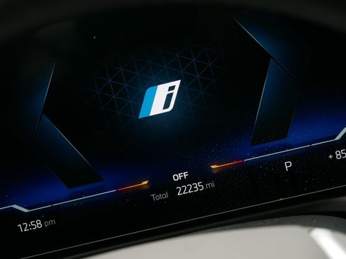 Used 2023 BMW i4 eDrive35 w/ Premium Package RWD image 37
