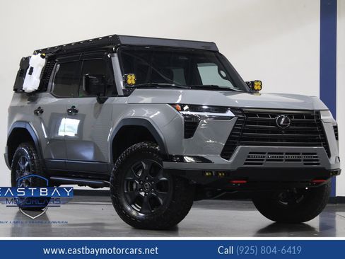 Used 2024 Lexus GX 550 AWD/4WD image 1