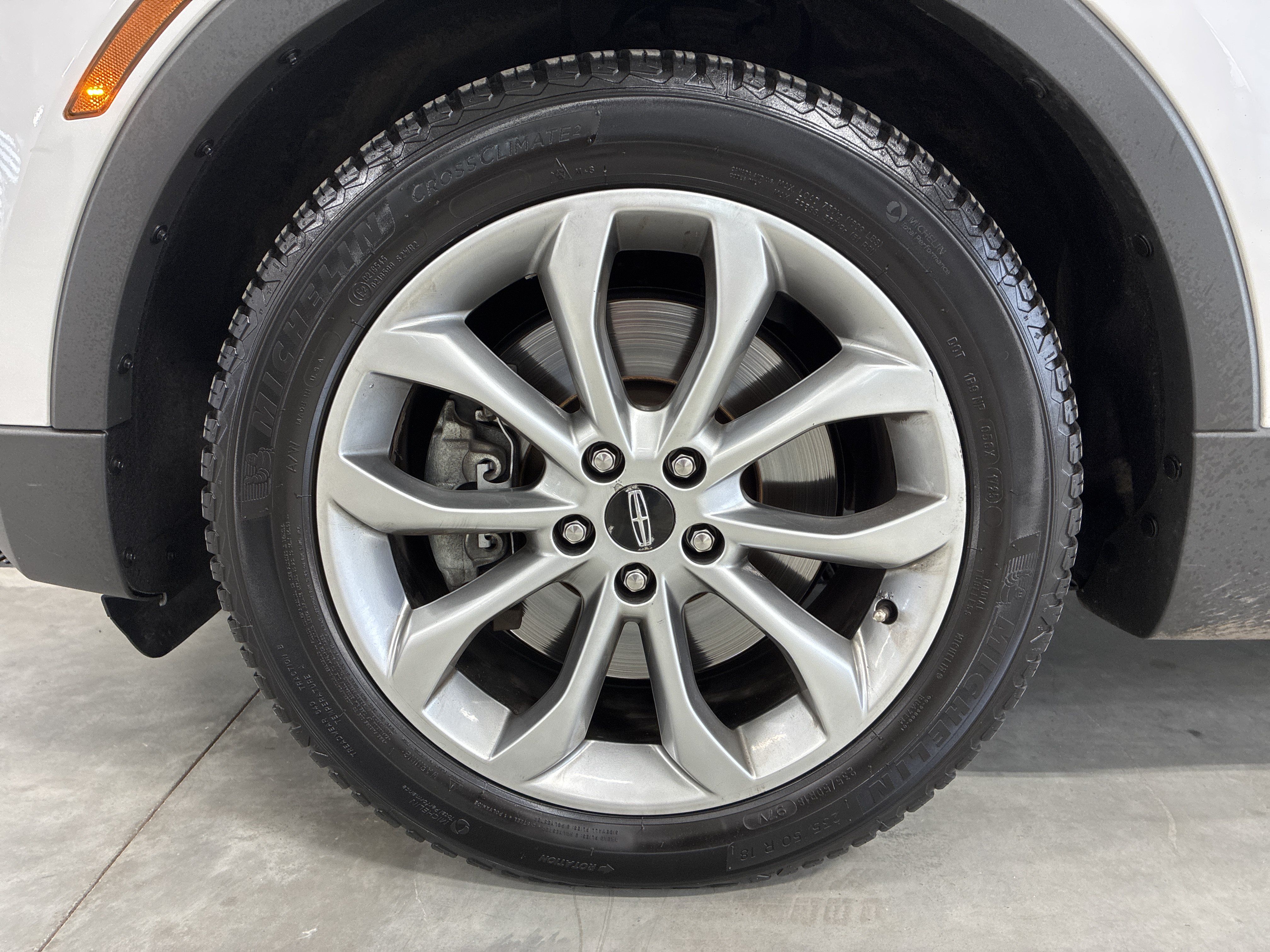 Used 2017 Lincoln MKC Select w/ Select Plus Package FWD image 32
