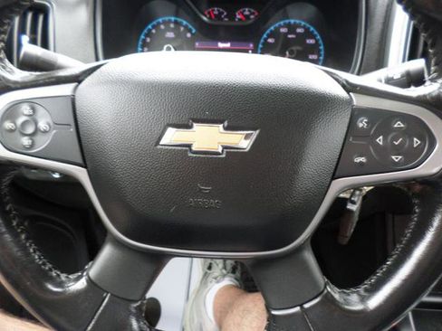 Used 2019 Chevrolet Colorado LT w/ LT Convenience Package image 16