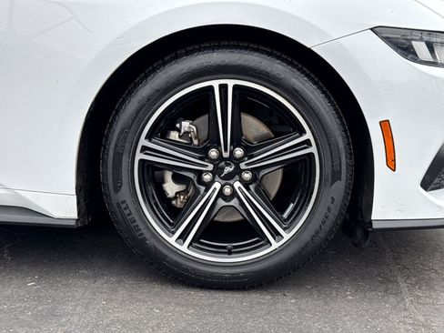 Certified 2024 Ford Mustang Convertible RWD image 6