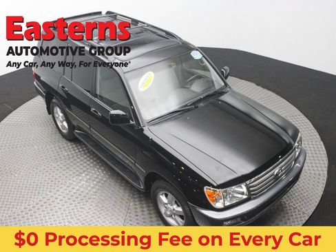Used 2005 Toyota Land Cruiser AWD/4WD image 3
