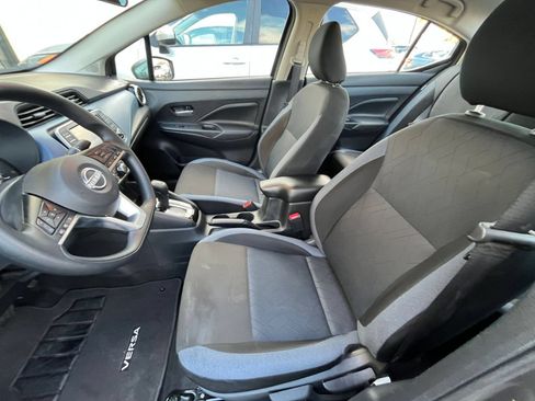 Used 2025 Nissan Versa SV FWD image 24