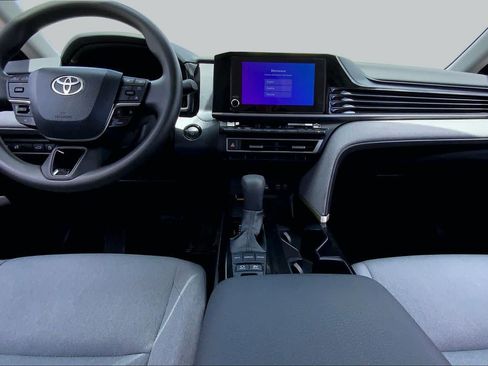 Used 2026 Toyota Camry LE FWD image 15