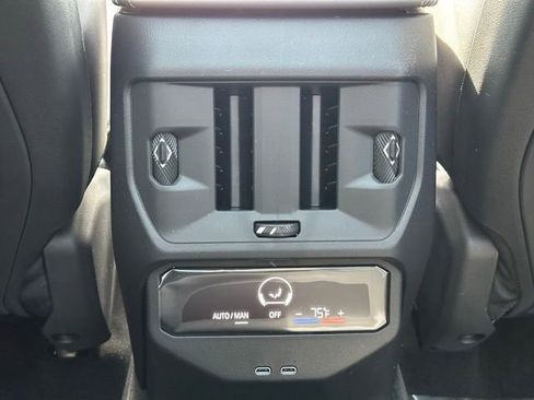 New 2026 BMW X3 xDrive30 w/ Premium Package image 28