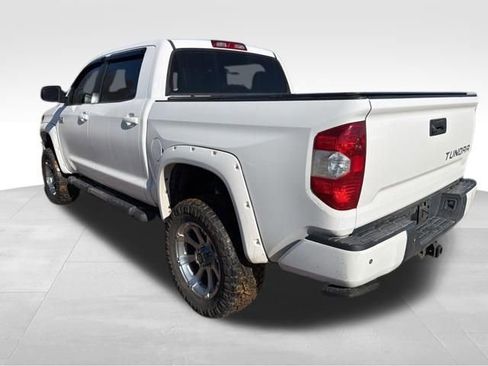 Used 2017 Toyota Tundra Platinum image 5