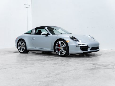 Used 2014 Porsche 911 Targa 4S AWD/4WD image 20