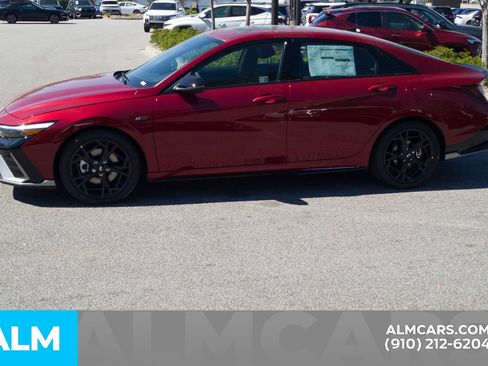 Used 2025 Hyundai Elantra N Line FWD image 9
