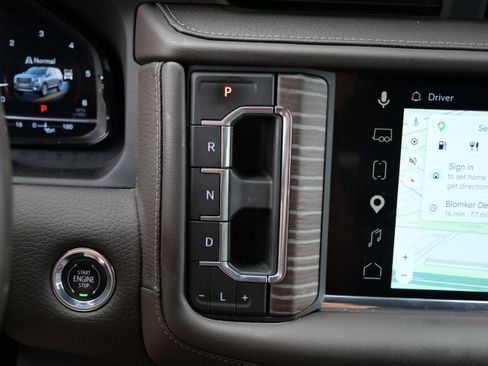 Used 2023 GMC Yukon XL Denali w/ Denali Reserve Package AWD/4WD image 24