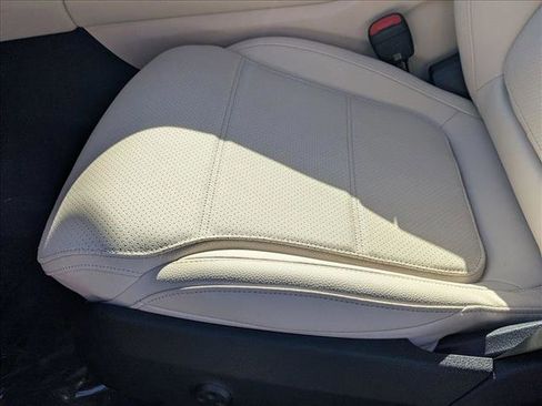 New 2026 Mercedes-Benz GLC 300 image 4