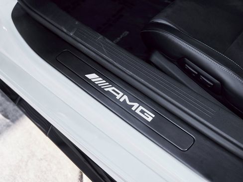 Used 2018 Mercedes-Benz AMG GT R image 46