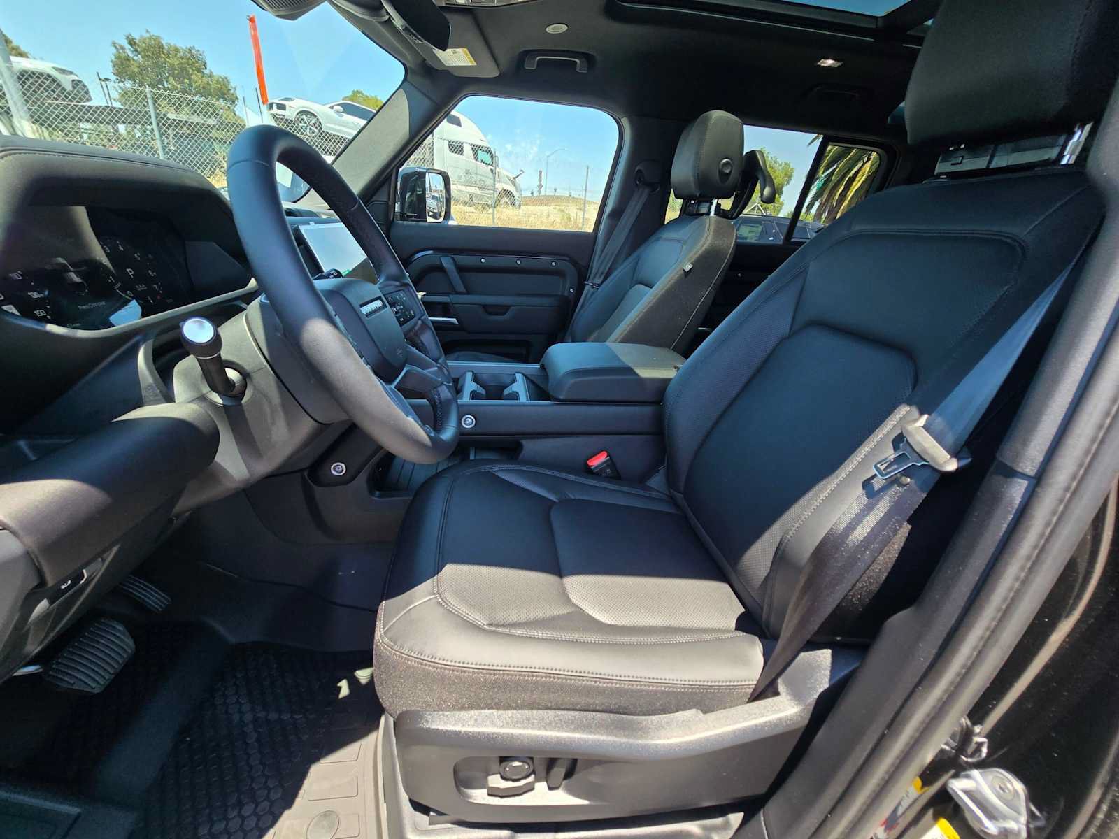 New 2026 Land Rover Defender 110 S AWD/4WD image 23