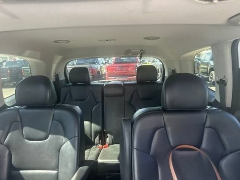 Used 2024 Kia Telluride S w/ S Sunroof Package AWD/4WD image 11