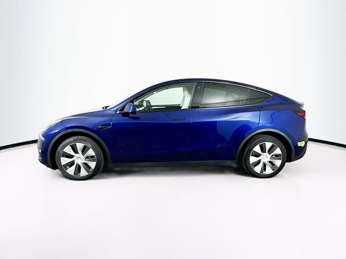 Used 2023 Tesla Model Y Long Range image 4