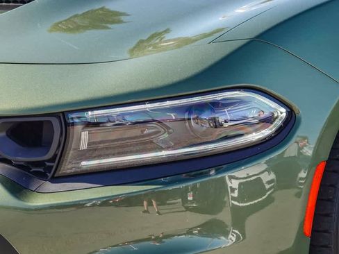 Certified 2022 Dodge Charger Scat Pack w/ Navigation & Travel Group image 8