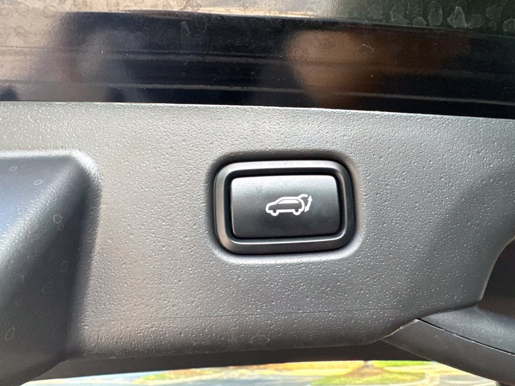 Used 2024 Kia Niro Wave w/ Wave Preserve Package FWD image 31