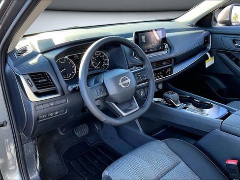 New 2026 Nissan Rogue SV FWD image 7