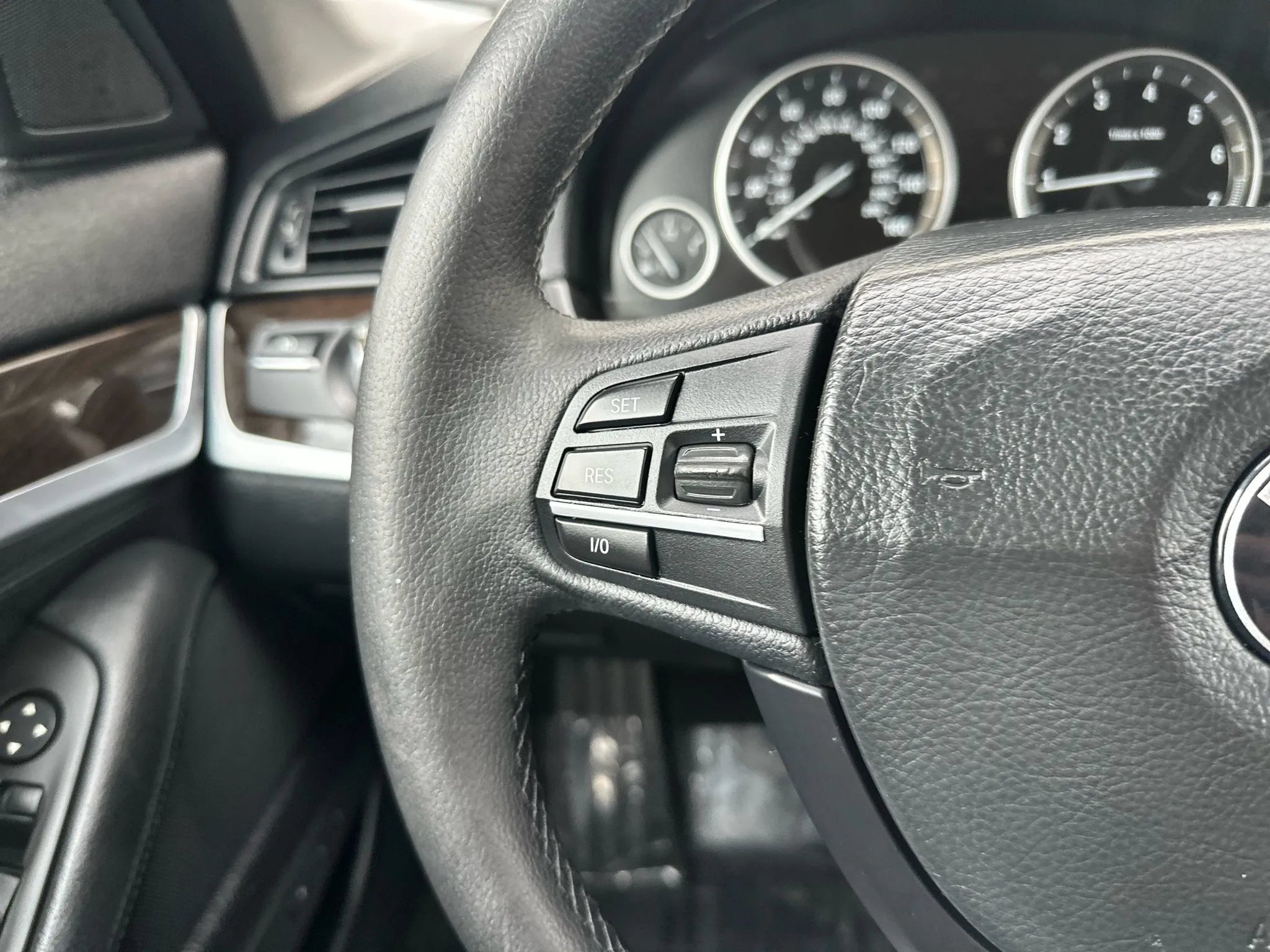 Used 2013 BMW 528i Sedan RWD image 26