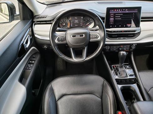 Used 2022 Jeep Compass Limited AWD/4WD image 16