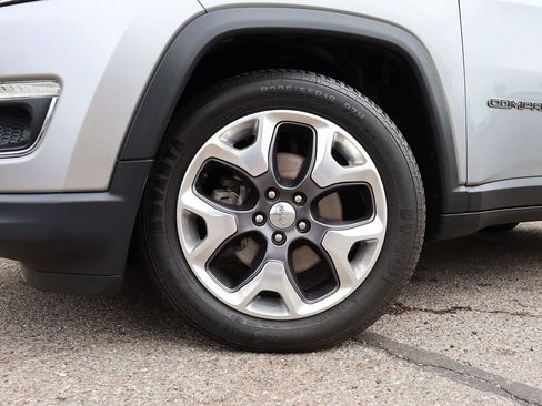 Used 2020 Jeep Compass Limited FWD image 5